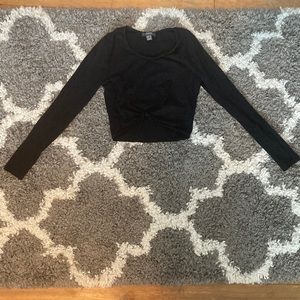 Black, Knotted, Sleeve Crop Top